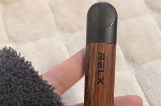 男生用悦刻五代，潮流与实用的完美结合
